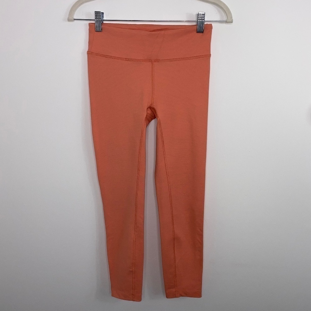 Outdoor Voices Flow 7/8 Leggings Pants Peach Orange Sz S EUC